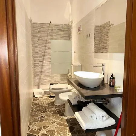 Lb&B Holiday Suite Downtown Bari Exterior foto