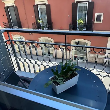 Lb&B Holiday Suite Downtown Bari Exterior foto